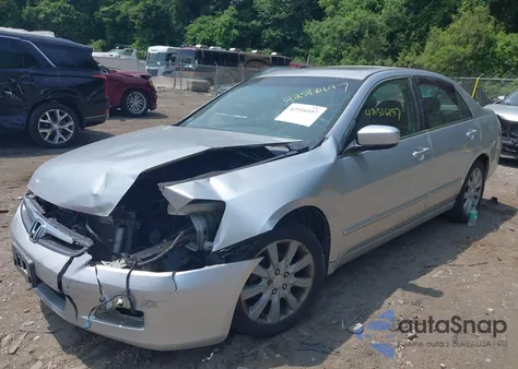 2006 Honda Accord 3.0 Ex из США, поврежденный, VIN 1HGCM66596A041528